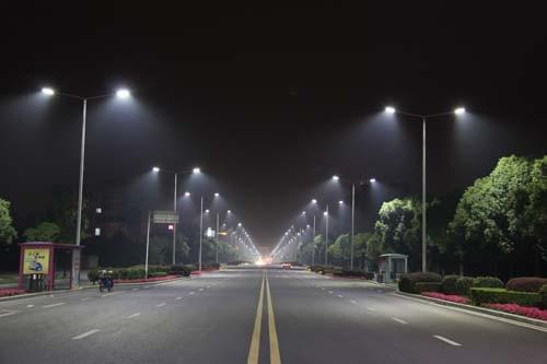 LED路灯正常使用多少瓦的光源
