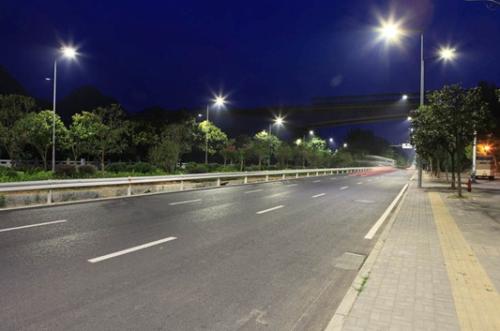 LED路灯设计高度和照明亮度国家标准是什么